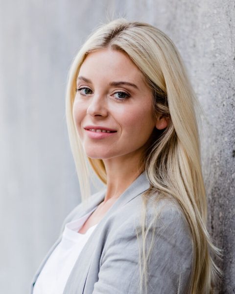 Julia Biemer, Gründerin von GLARE
